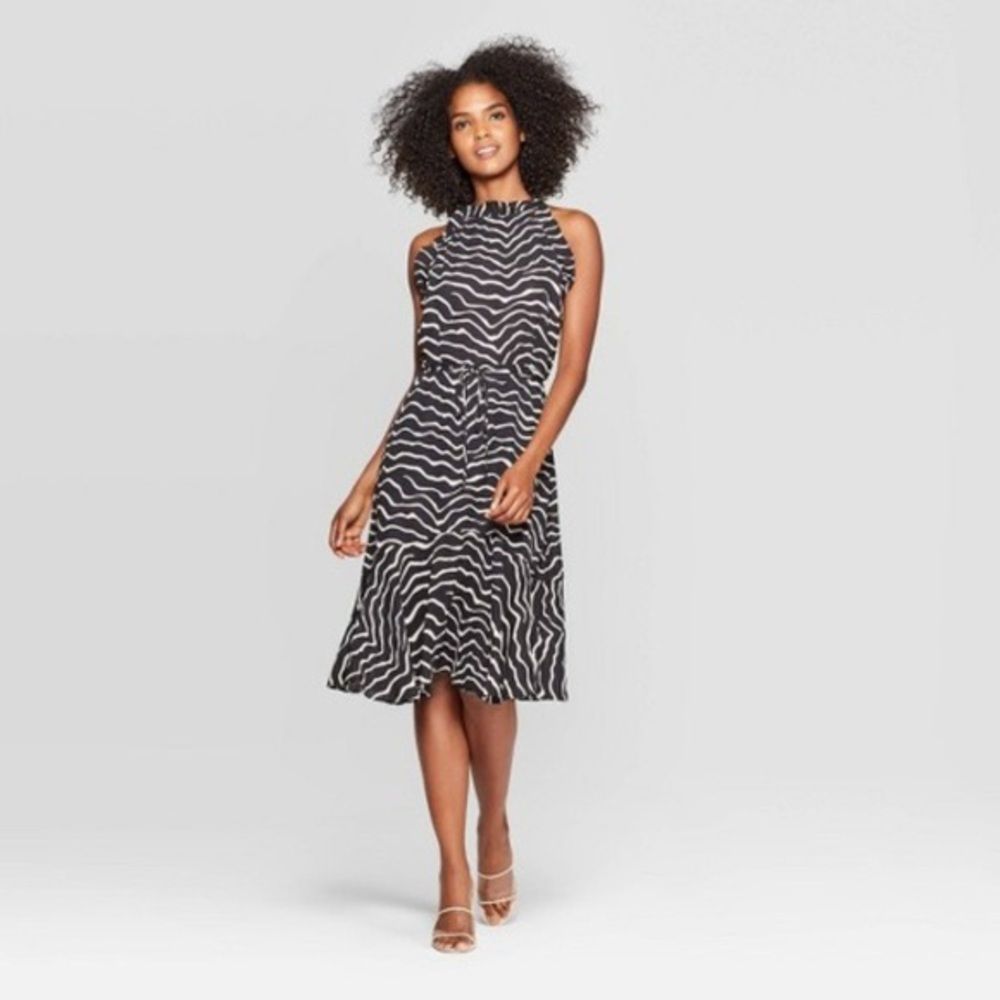 🆕 Gorgeous Zebra Print Dress